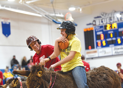 Stanley FFA Brings Back Donkey Basketball